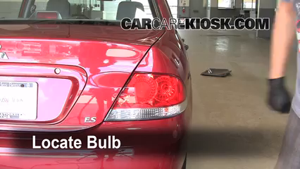 2005 Mitsubishi Lancer ES 2.0L 4 Cyl. Lights Turn Signal - Rear (replace bulb)